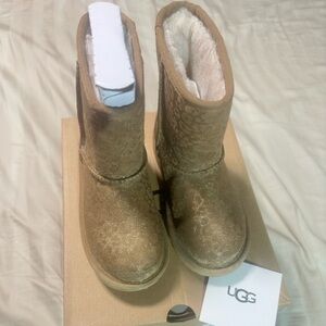 Girls Uggs